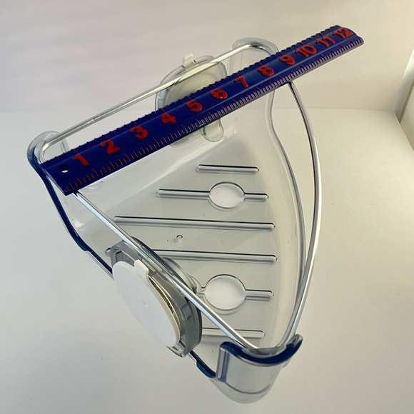 Oxo Good Grips Stronghold Suction Corner Basket Shower Organizer - Picture 4 of 11